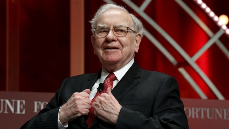Warren Buffet traslada la sede de su aseguradora de Barcelona a Madrid