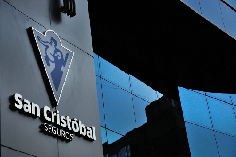 San Cristóbal Seguros inició la fusión por absorción de iúnigo.