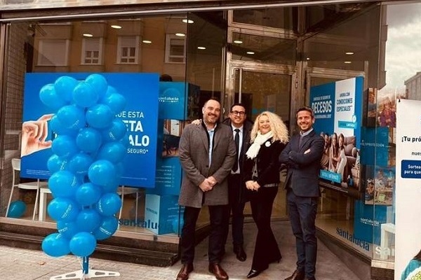 Santalucía inauguró una nueva agencia en Burgos