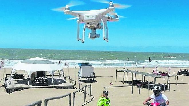 Seis drones controlan ahora a los cuatriciclos en Pinamar